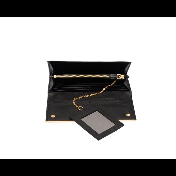 BRAND NEW AUTHENTIC PRADA WALLET - Picture 4 of 4